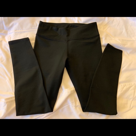 Fabletics Pants - Fabletics Salar midrise legging - XS short (black)